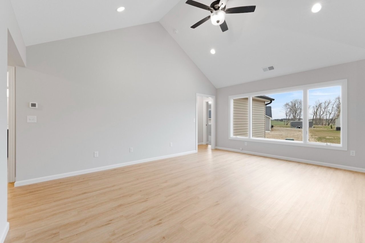 111 Sunset Dr