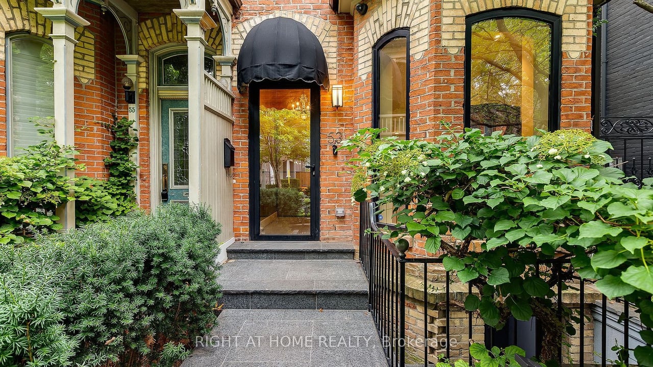 YORKVILLE FORESTY LUXURY