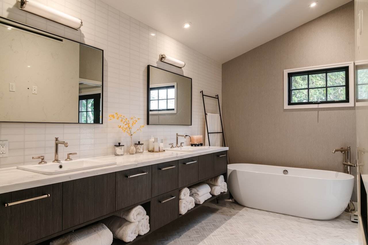 The Laurel Coastal Home