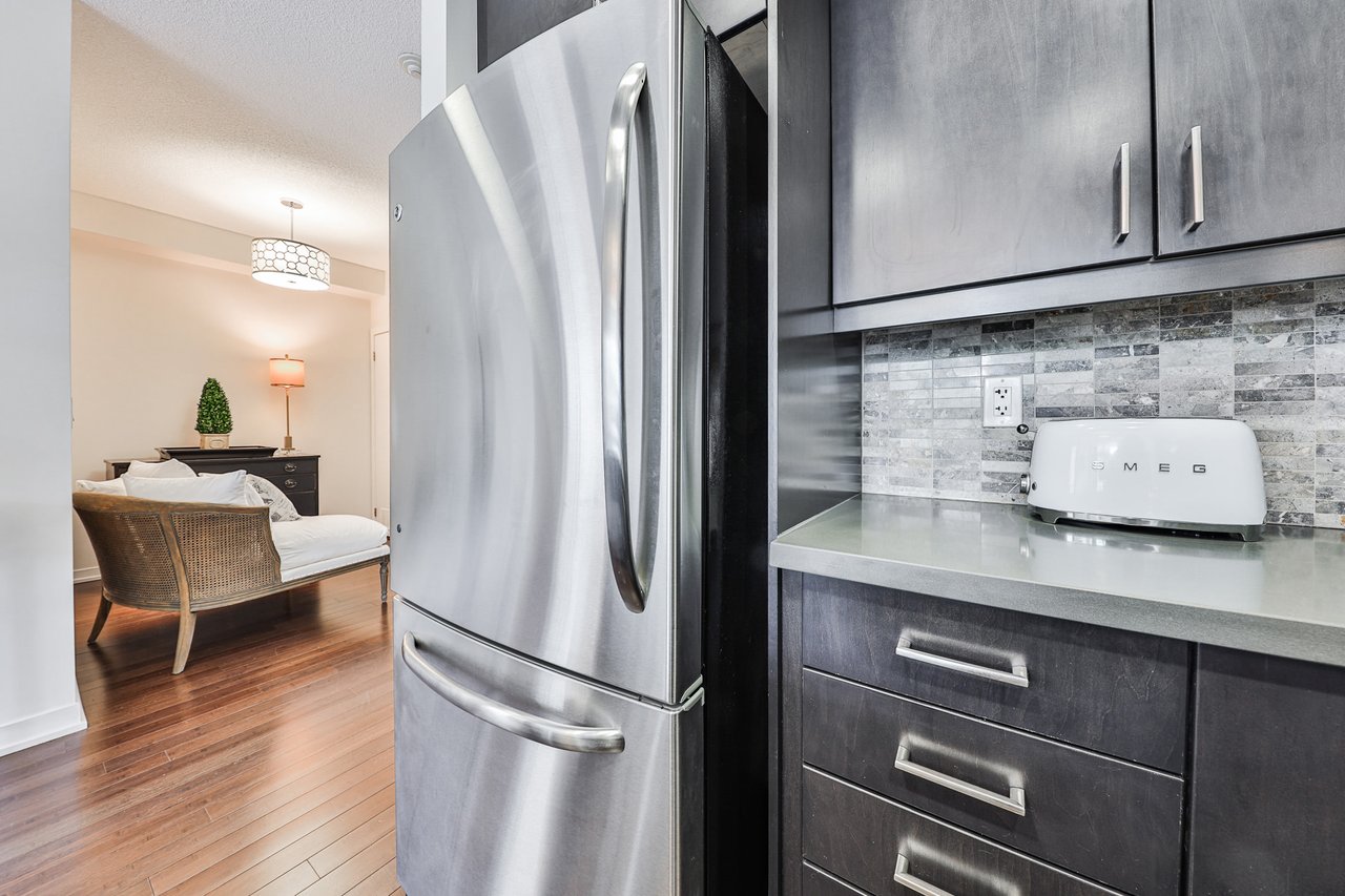 402-551 Maple Avenue, Burlington