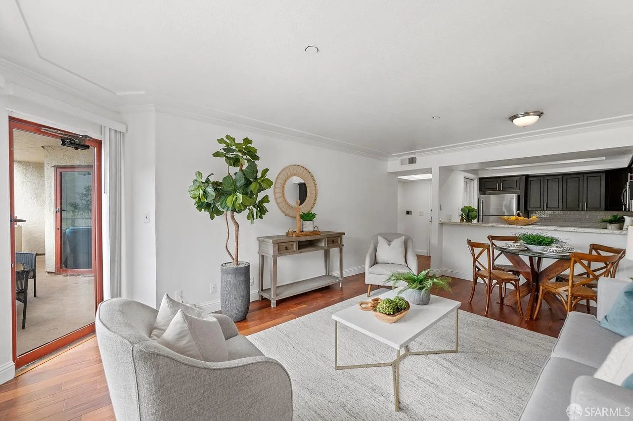875 La Playa St Apt 182