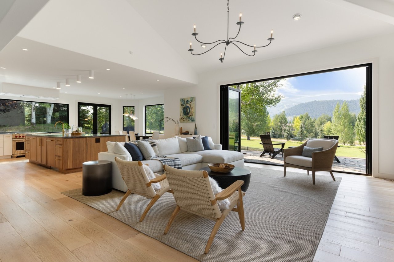 Private Singletree Listing- 161 Stagecoach Road, Edwards