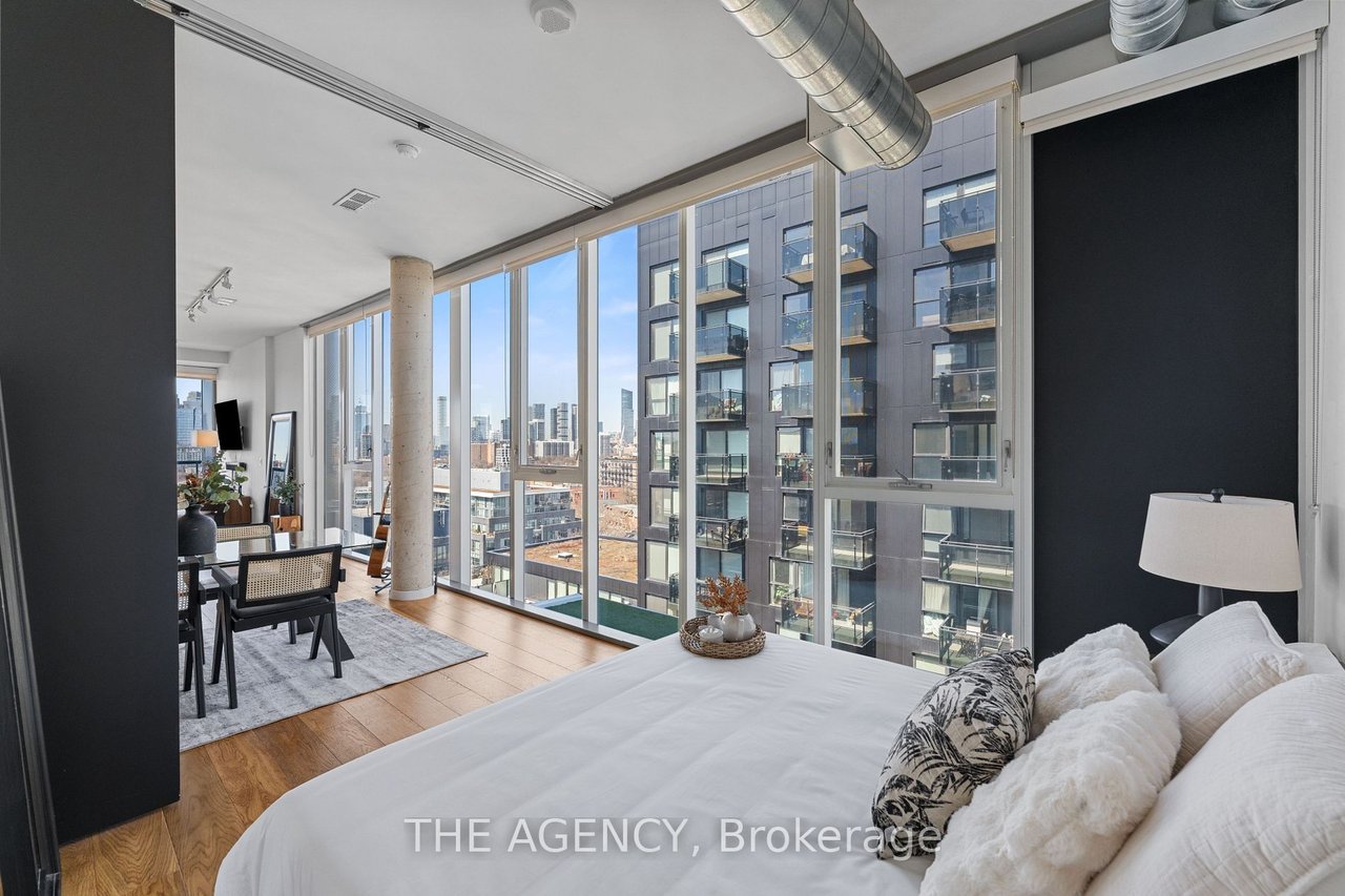 PENTHOUSE LIVING IN CORKTOWN