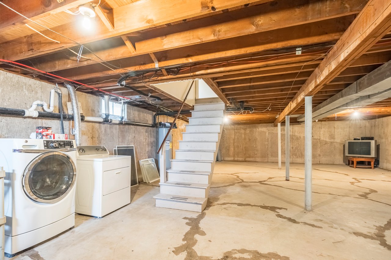 107 Young Avenue