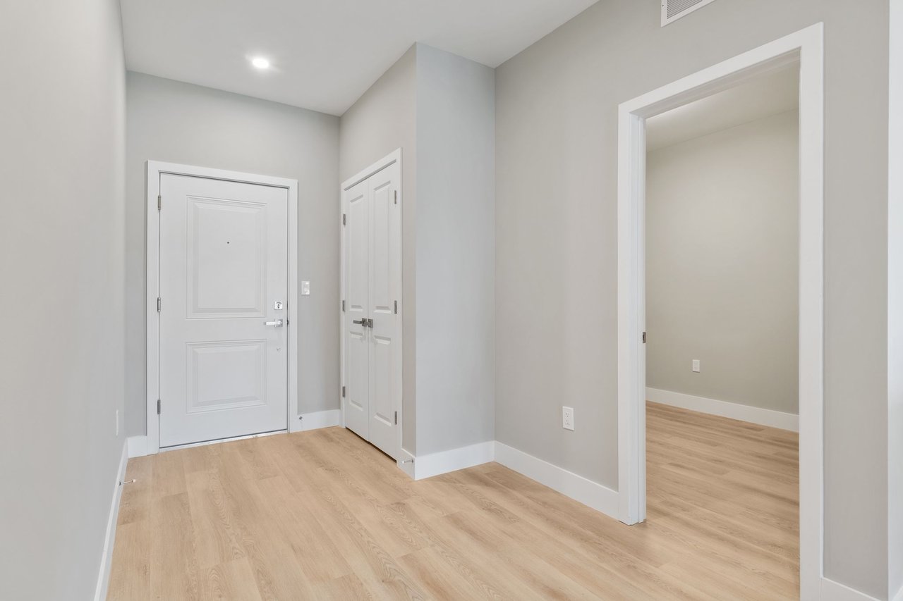 298 Main Street, 2C