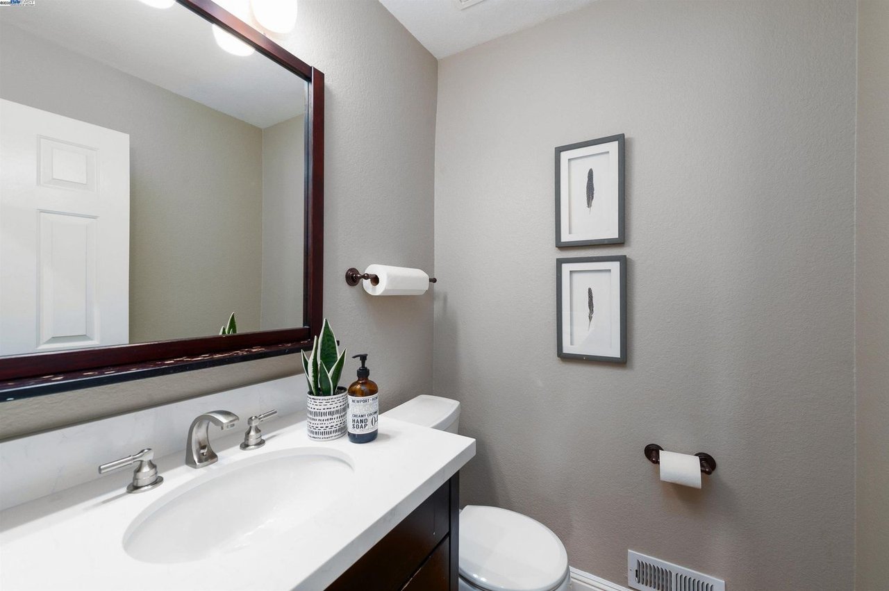 1398 Benedict Ct