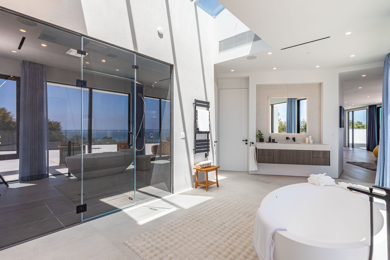 27715 Pacific Coast Hwy