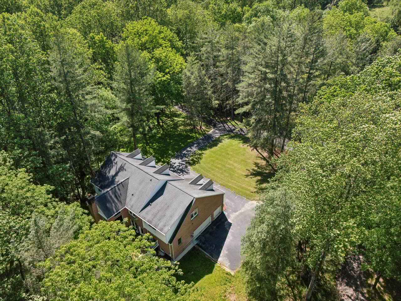 Fourfold Acres Estate