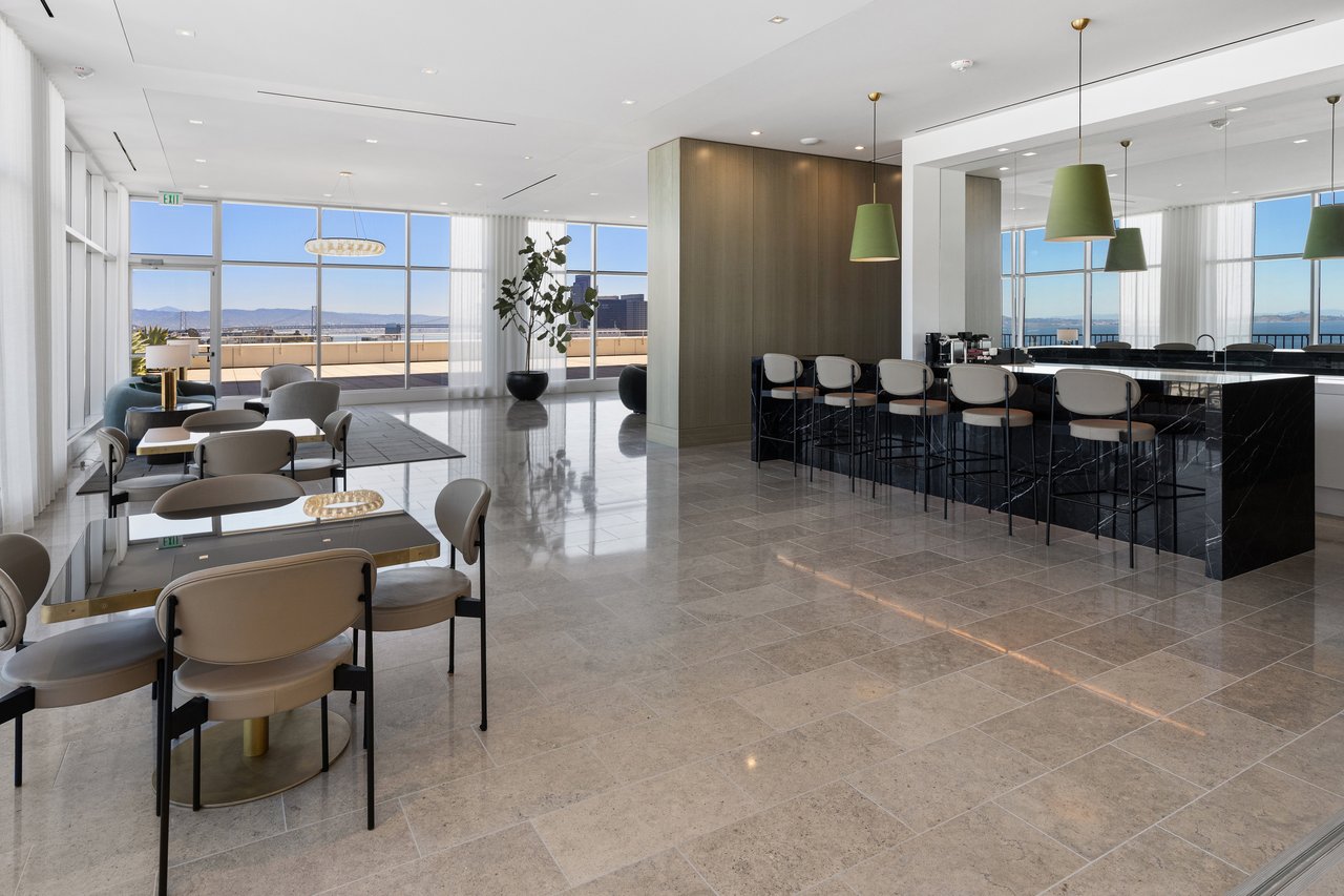 Marvelous Mid-Century View Apartment