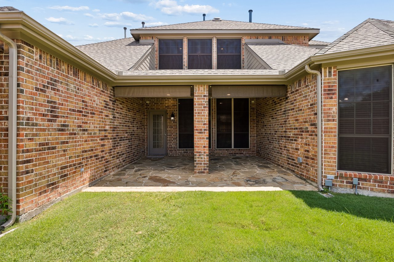 7001 Handen Drive