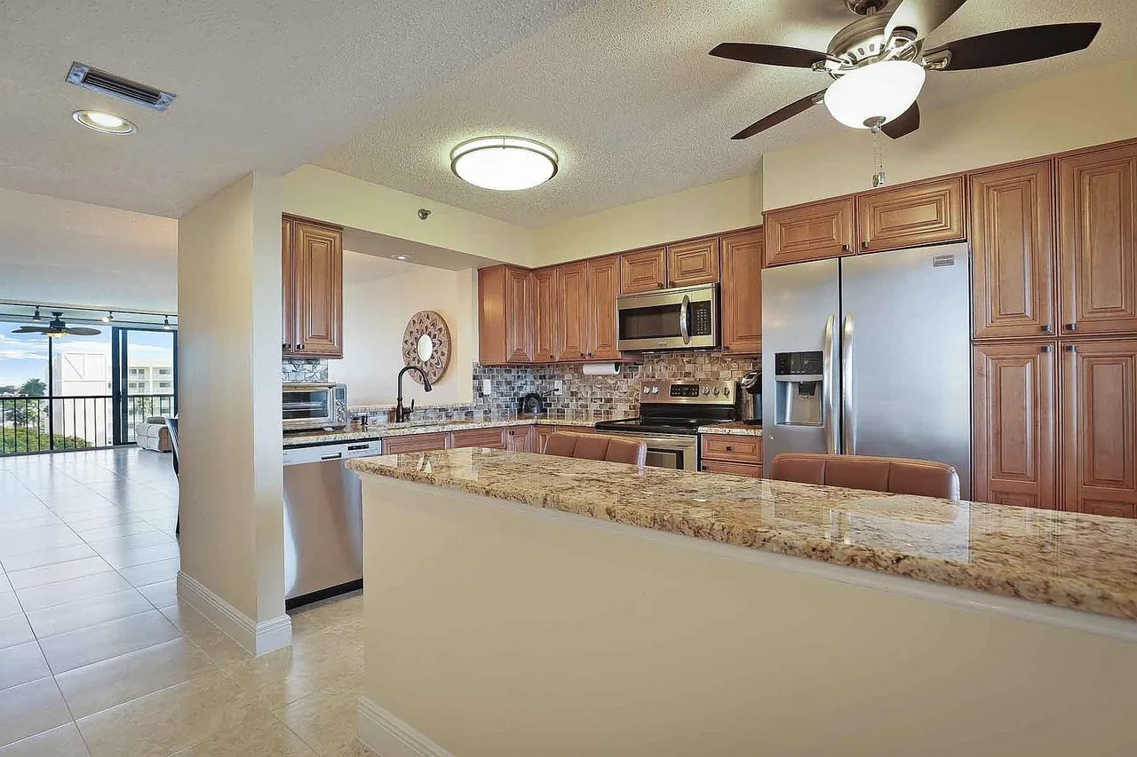 7310 Ashford Place #707