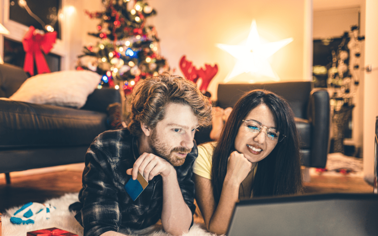 Unwrapping the Perks: Buying a Home During the Holidays in the Greater DC Area