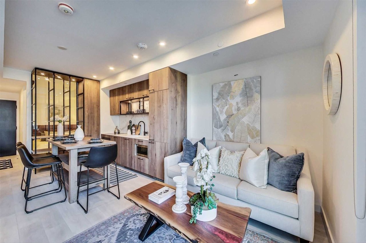 505 Richmond St #1102