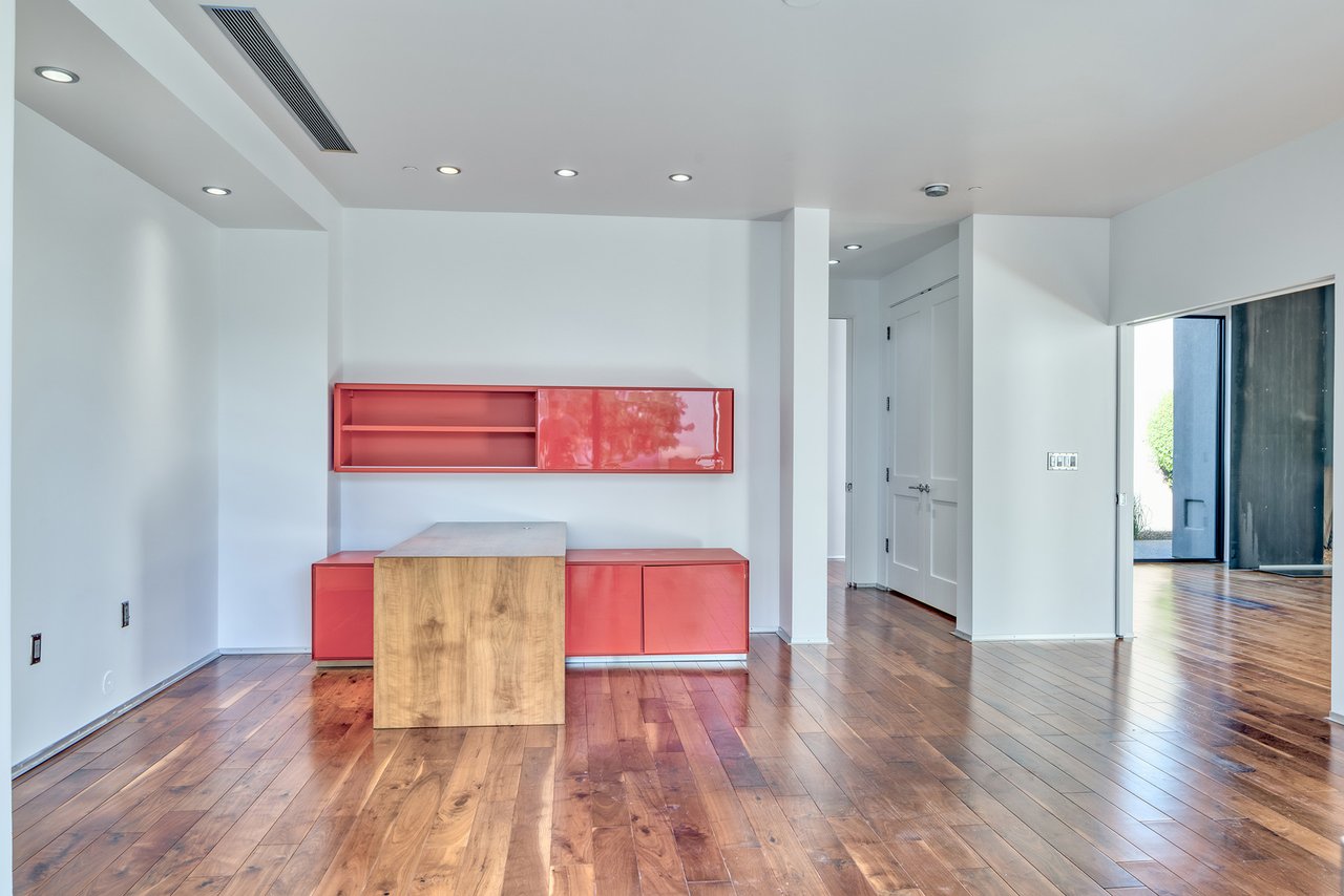 5434 E Lincoln Drive 50