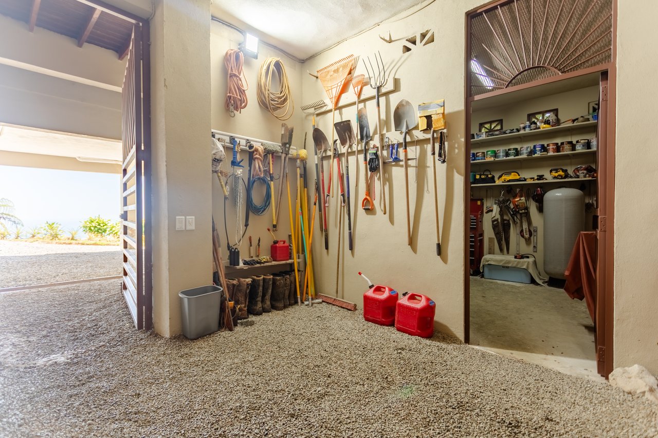 CasaPor Fin,Where the Rainforest Meets the Sea - Oceanview Luxury Estate