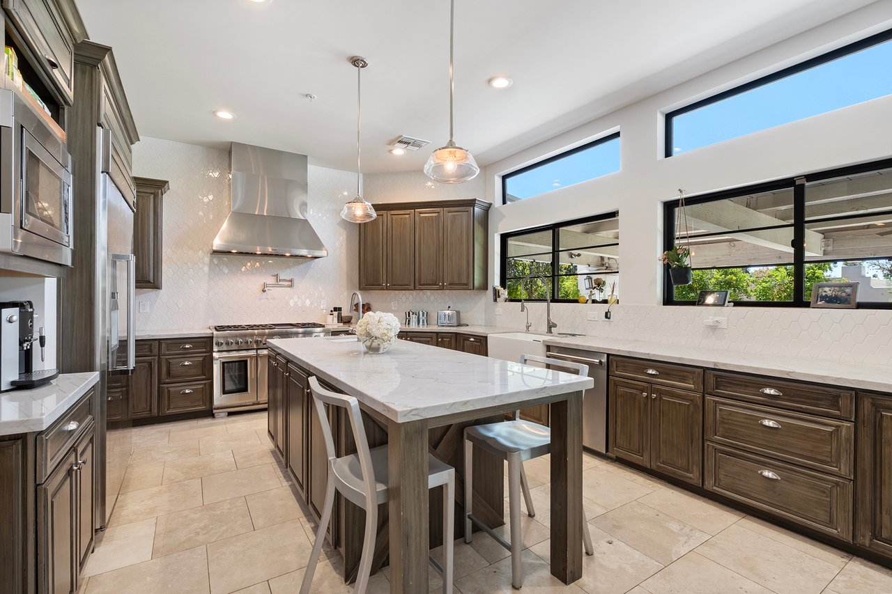 7281 E ROYAL PALM Road