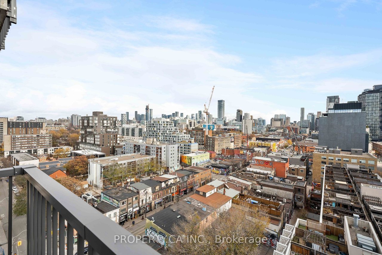 LUXURY LIVING AT RUSH CONDOS 