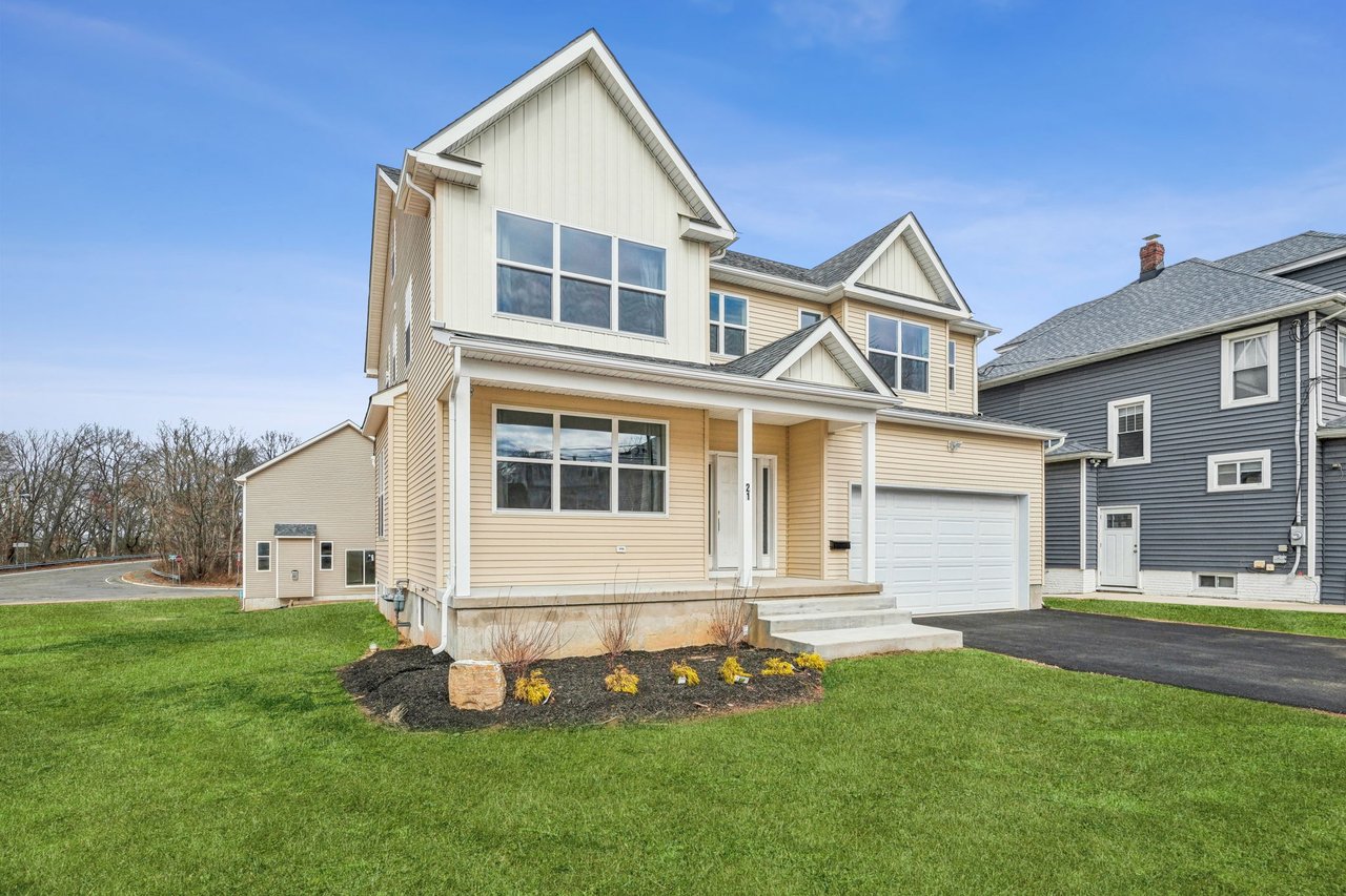 21 Kearney Ave