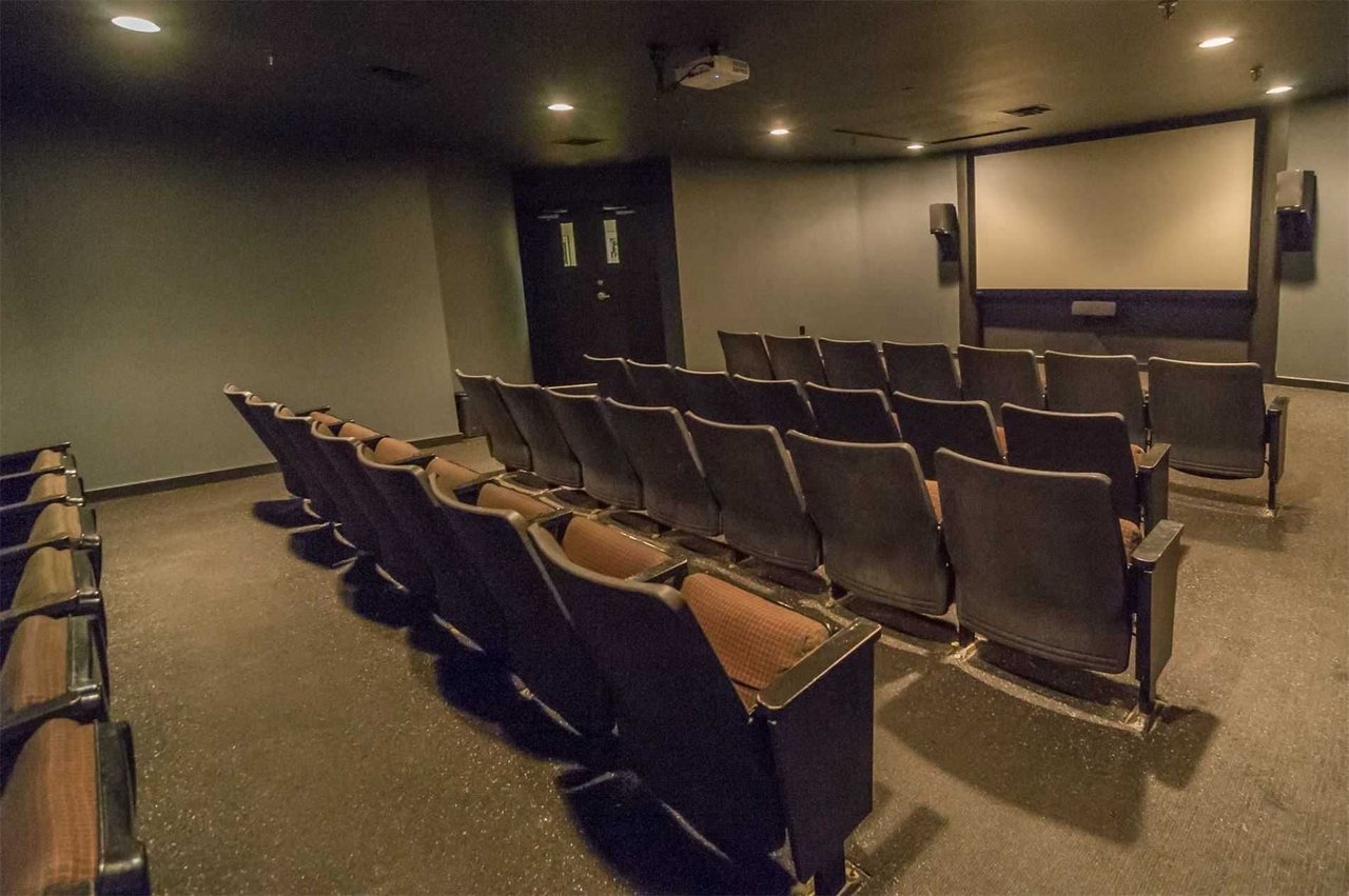 701 King Street W 806