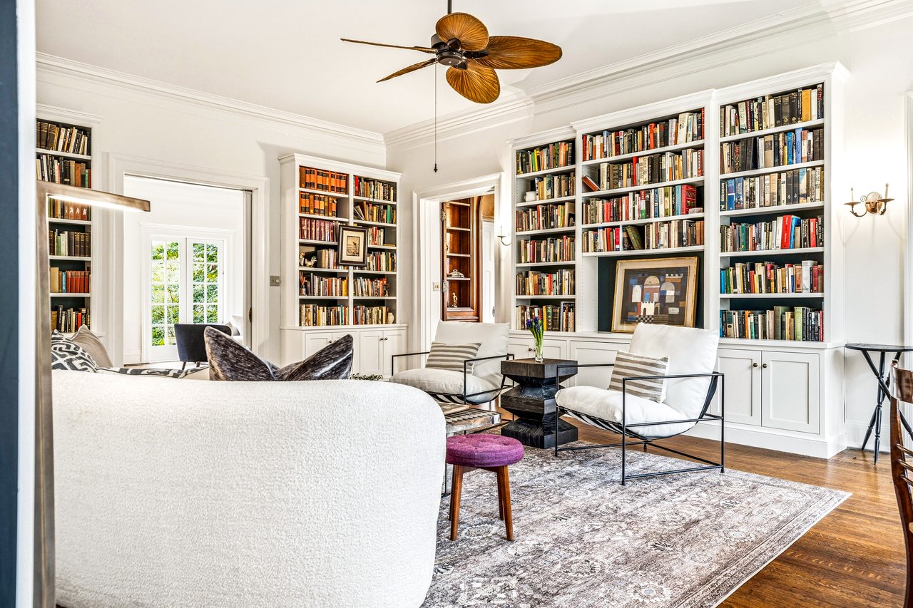 794 Springdale Road NE