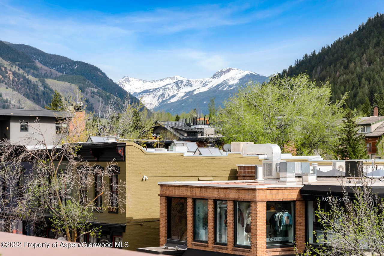 508 E Cooper Avenue, Unit 201