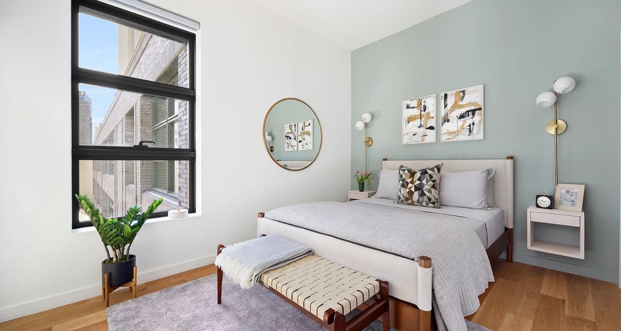 547 W 47th Street 604