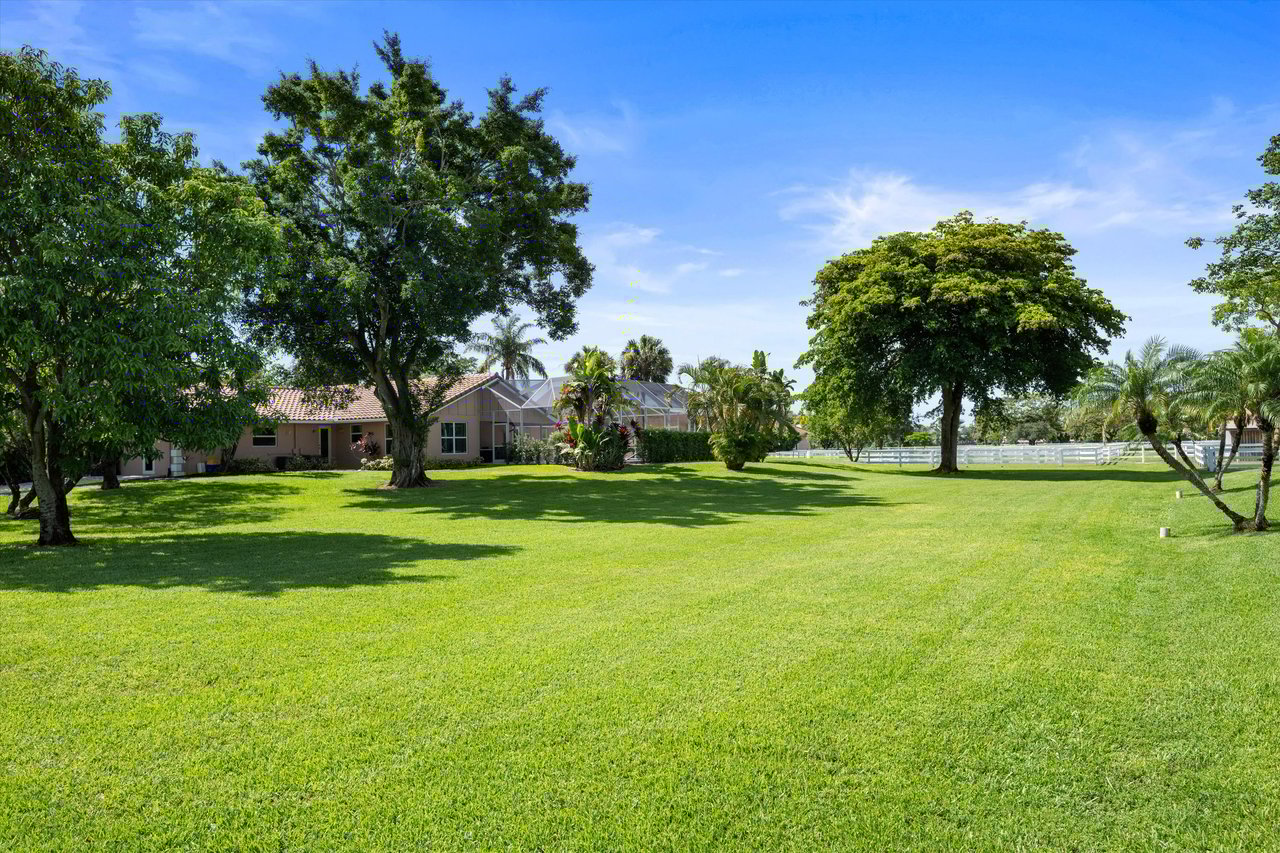 3287 Grande Road
