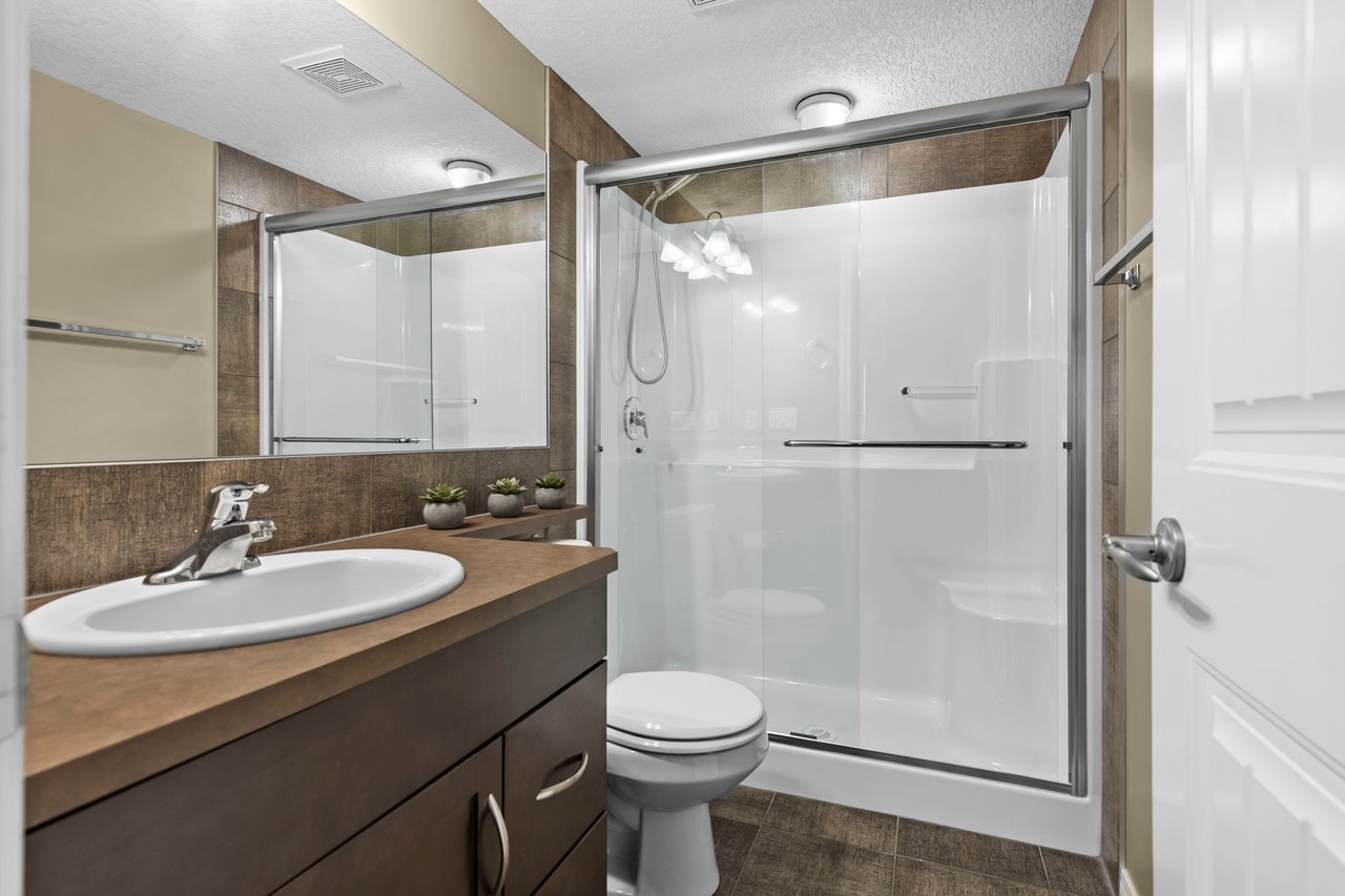 10 Country Village Park NE Unit: 3314