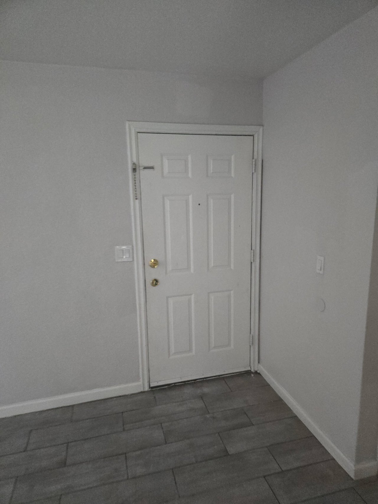 33 Gold Bar Court #B