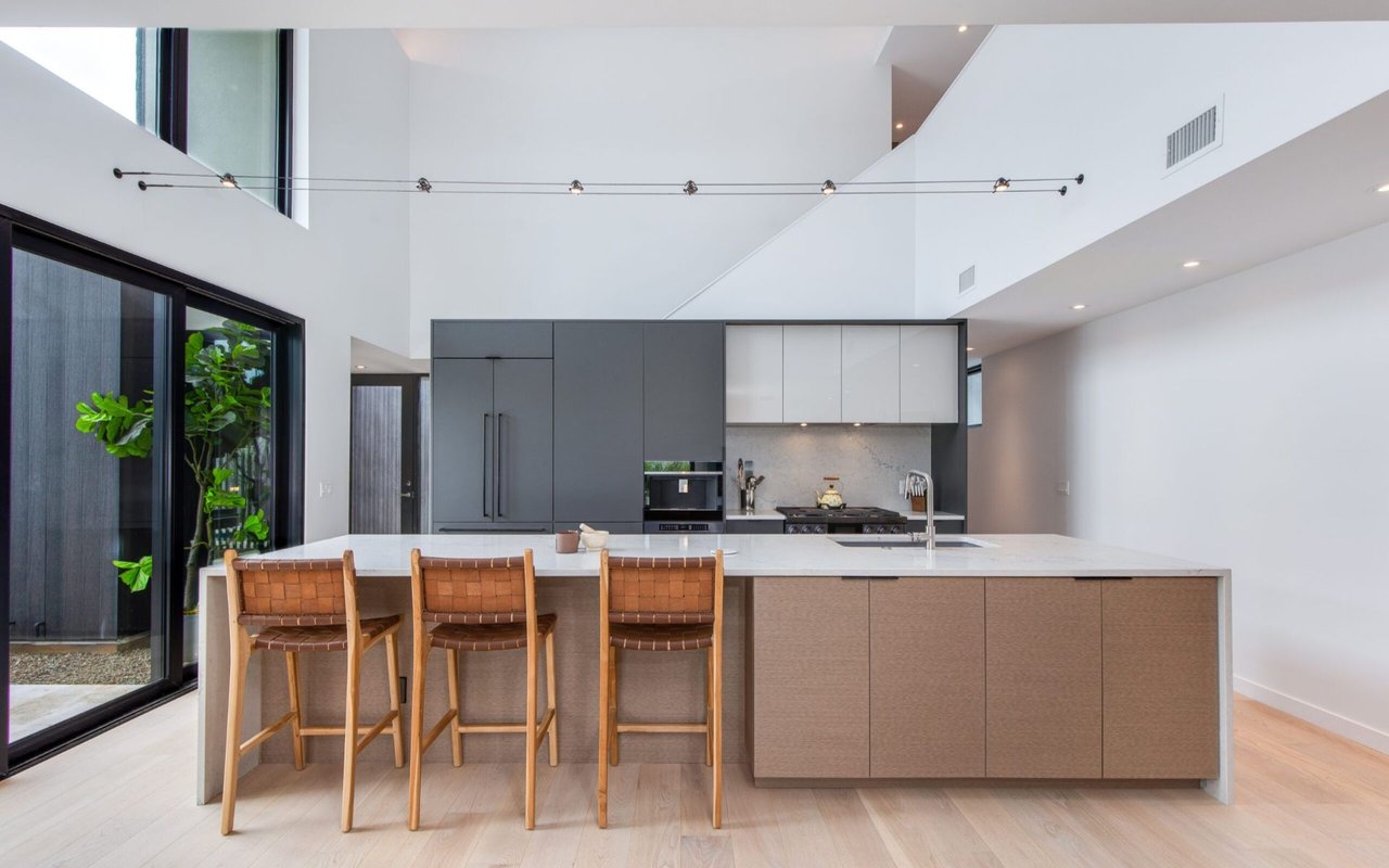 1328 E Pomelo Grove Ln.