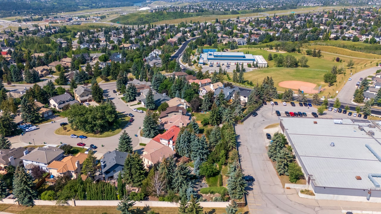 138 Scimitar Bay NW