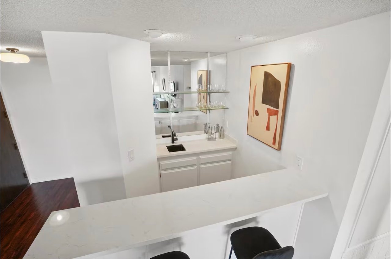 310 Tahiti Way