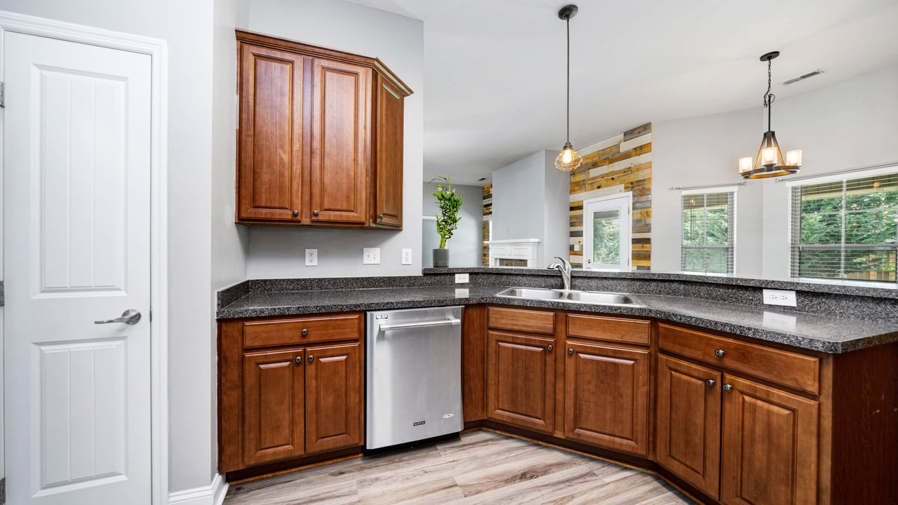4 Bedrooms in Madison City!!