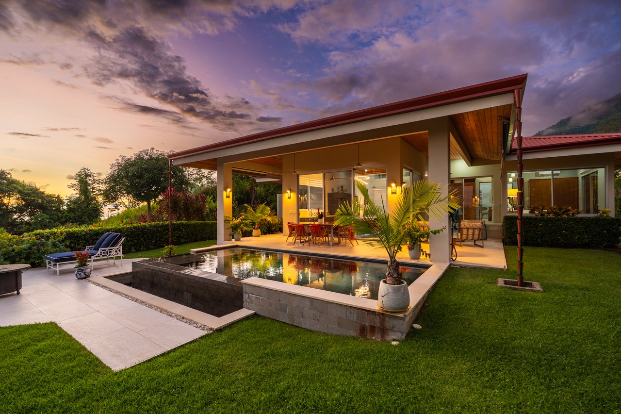 Blue Horizon – luxury ocean-view home in Ojochal, Costa Rica