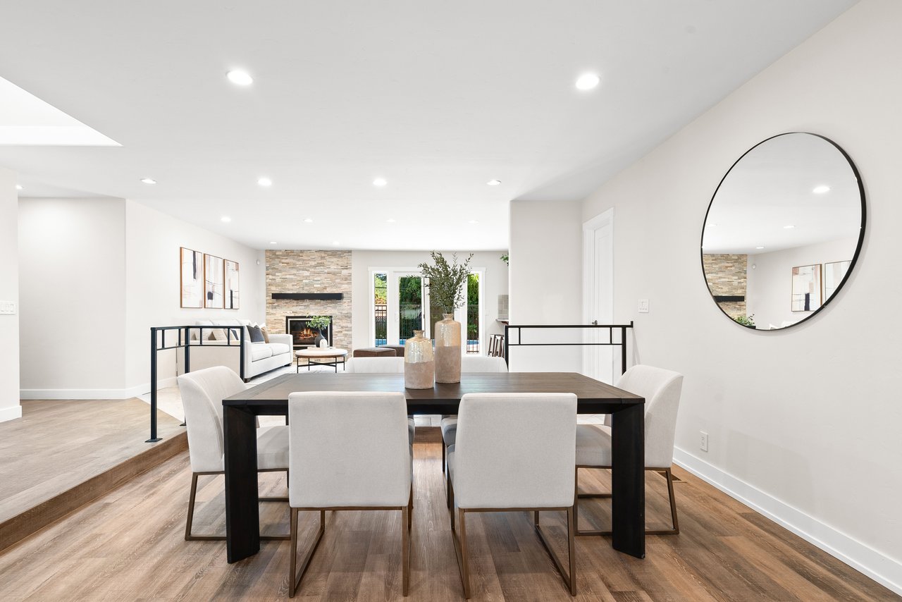 247 Marchmont Dr