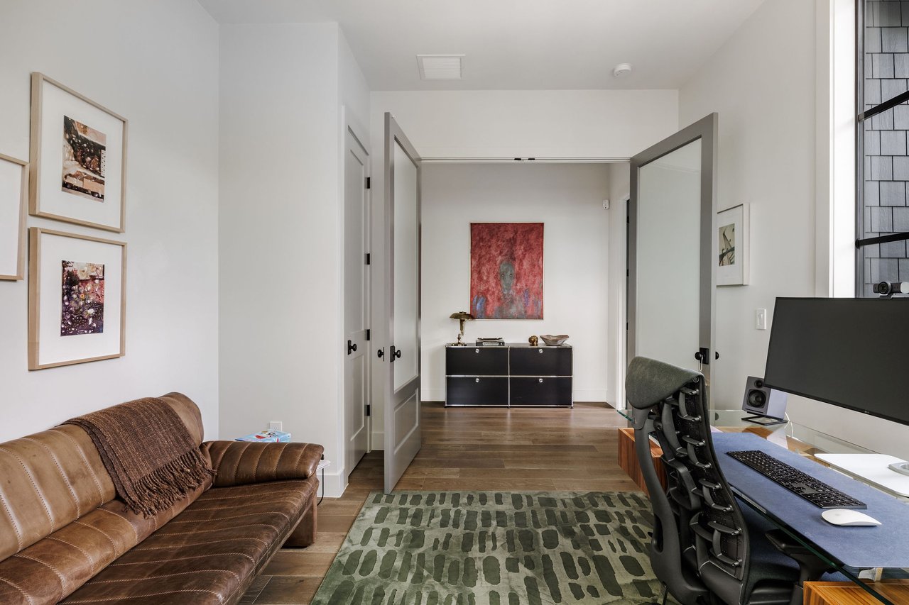 A Classic East Coast Reinterpretation in Travis Heights