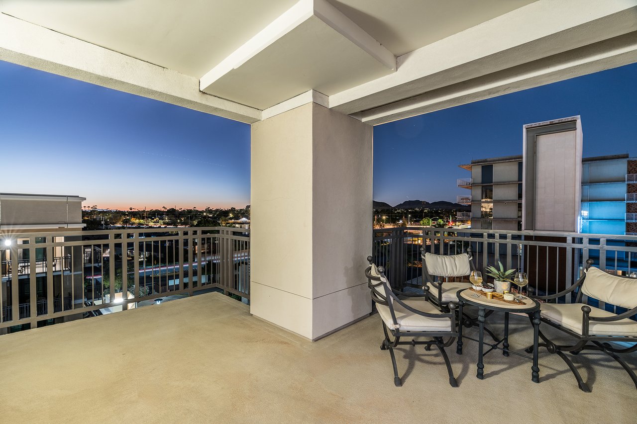 6803 E MAIN Street, 5511