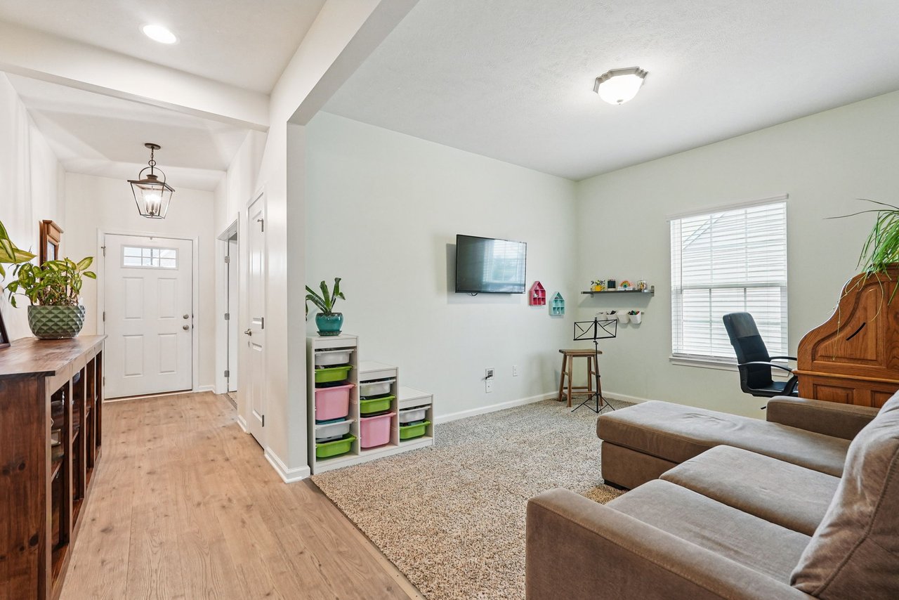 407 Isabella Ct
