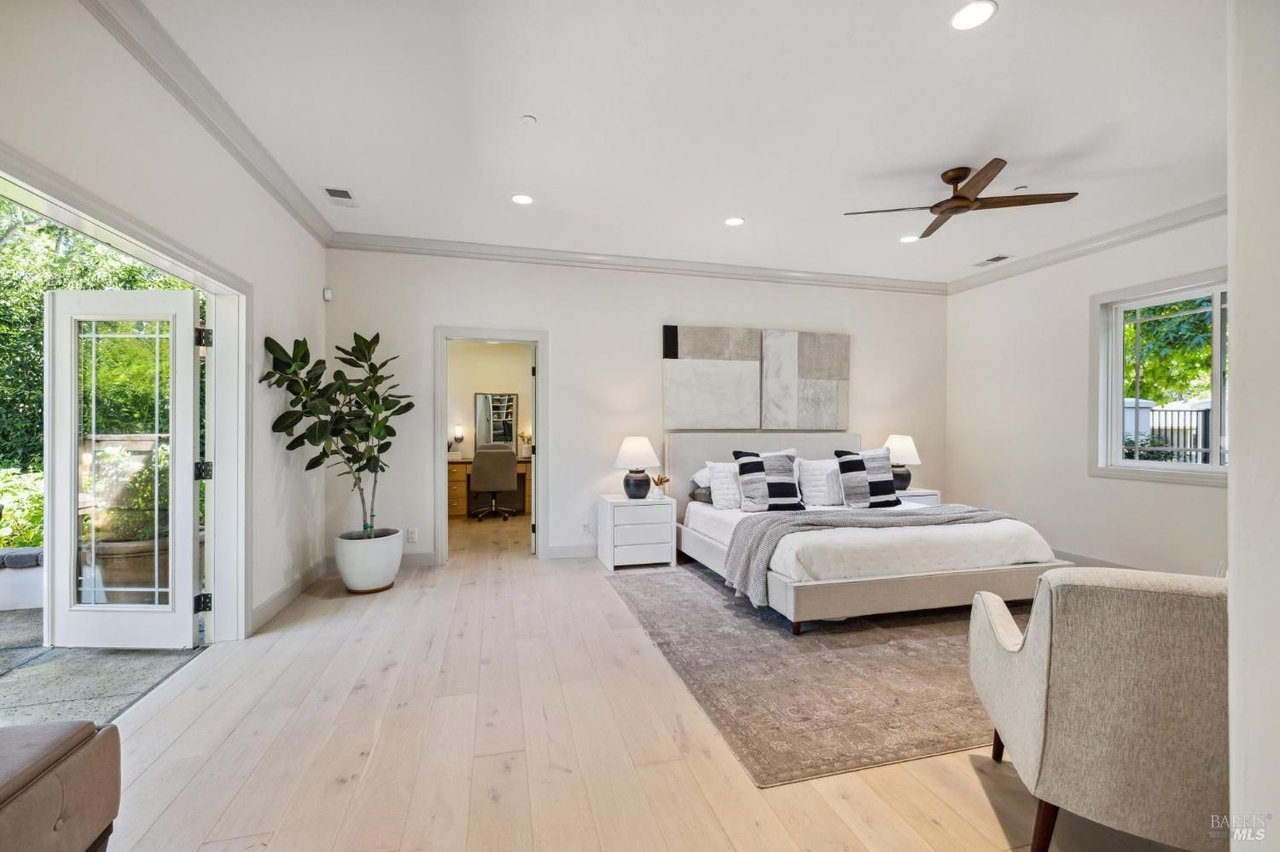 10 Tarry Rd