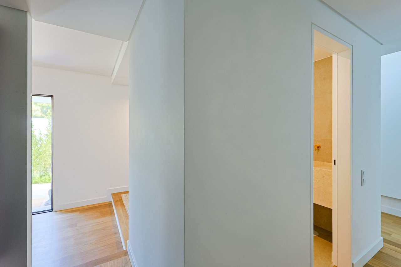 Japanese-Inspired Villa in Bom Sucesso Resort, Óbidos