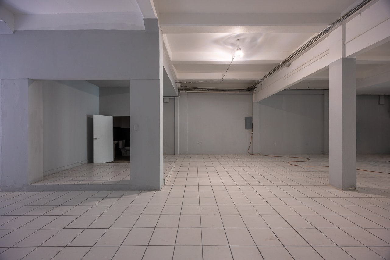 1103 Av. Juan Ponce de León, Miramar