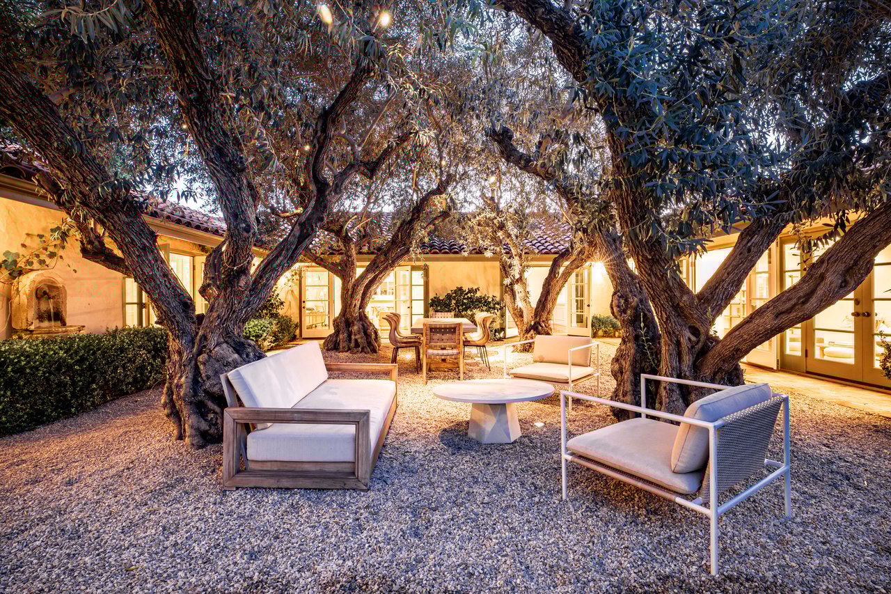 1296 Capri Dr, Pacific Palisades