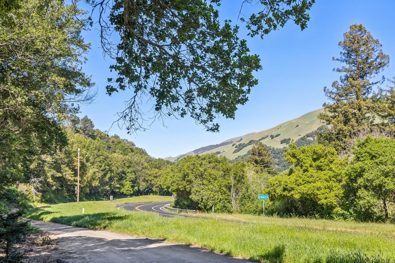 10 Maoli Drive, San Rafael