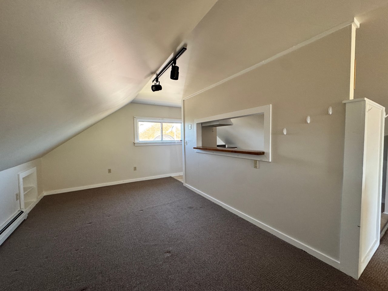 15 Pleasant St #6 Rockland