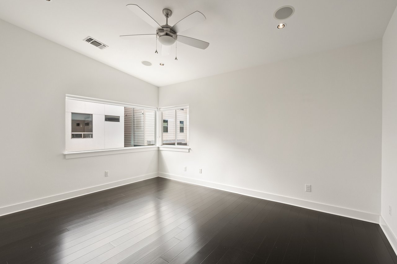 2105 Goodrich Ave #2