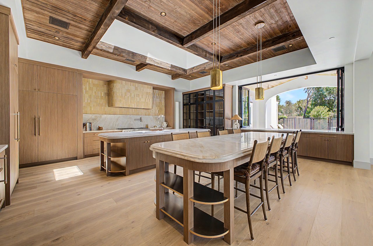 The Berneil House Paradise Valley Demonstrates Organic-Luxe design