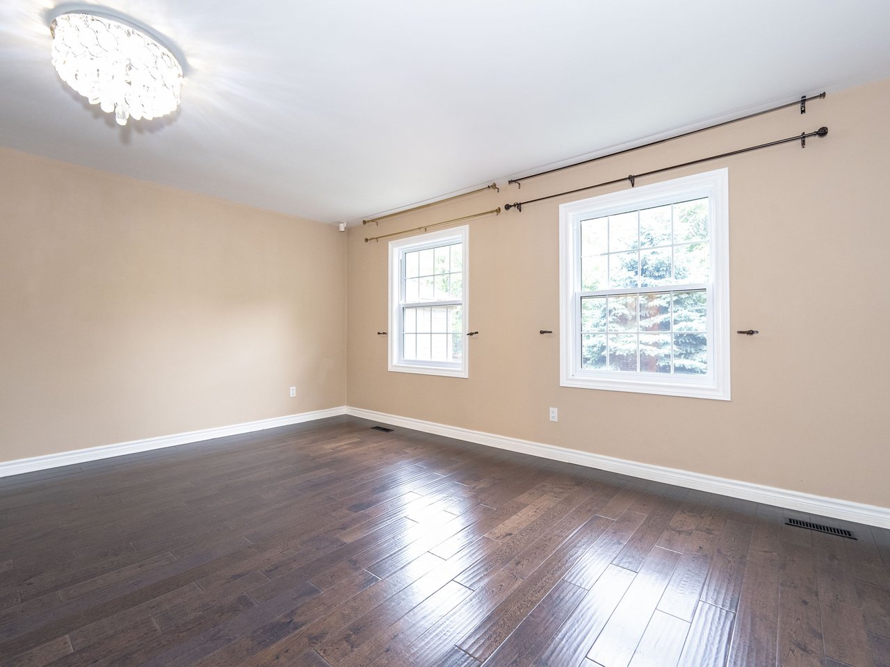39 Montclair Rd