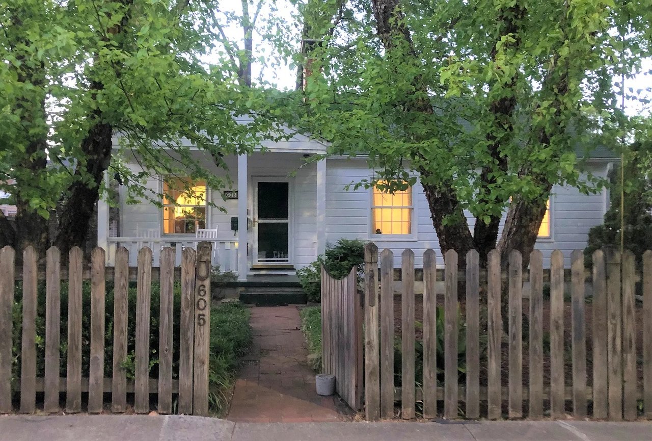 605 Frank St
