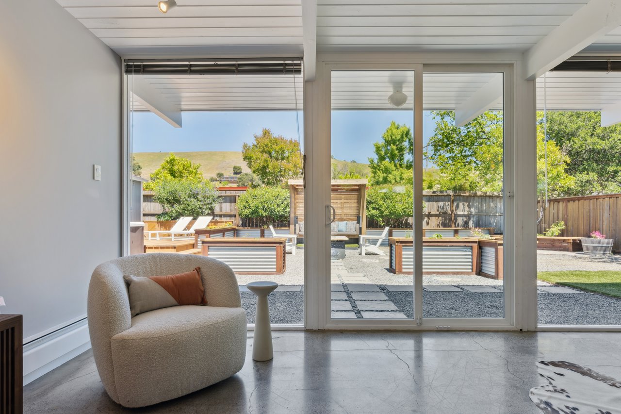 756 Del Ganado Rd