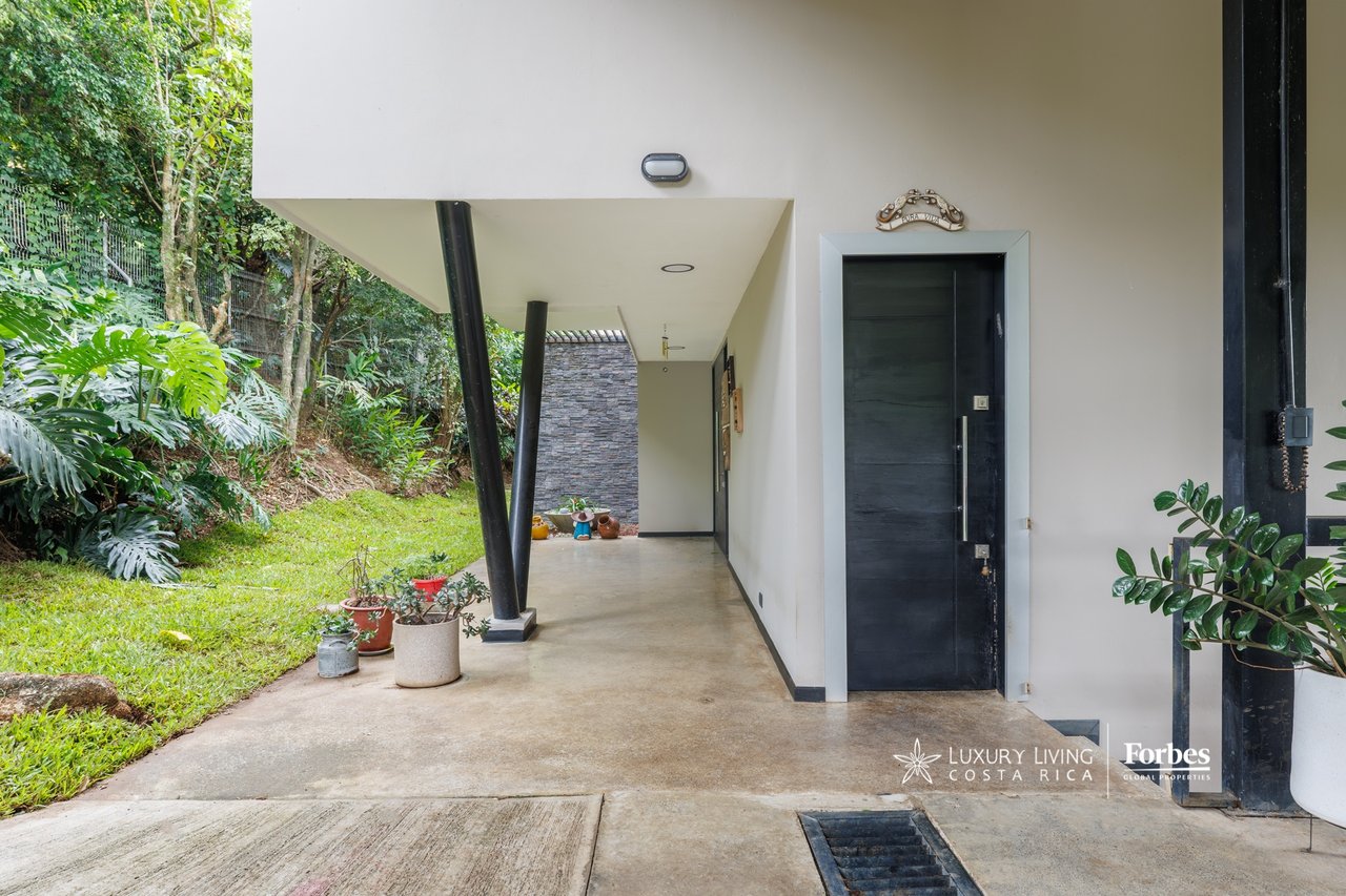 21441 - Luxury Three-Story Home Surrounded by Forest in Santa Ana